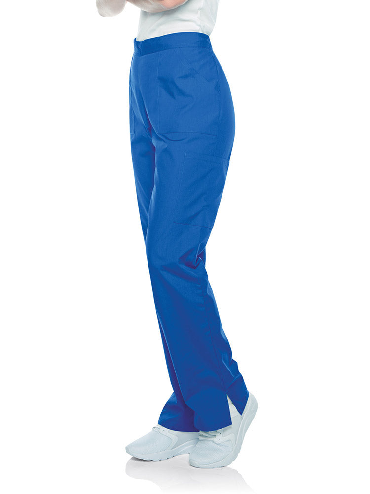 Young female healthcare professional wearing a pair of Landau Scrub Zone Women's Straight Leg Cargo Pants in royal featuring a total of 5 pockets.