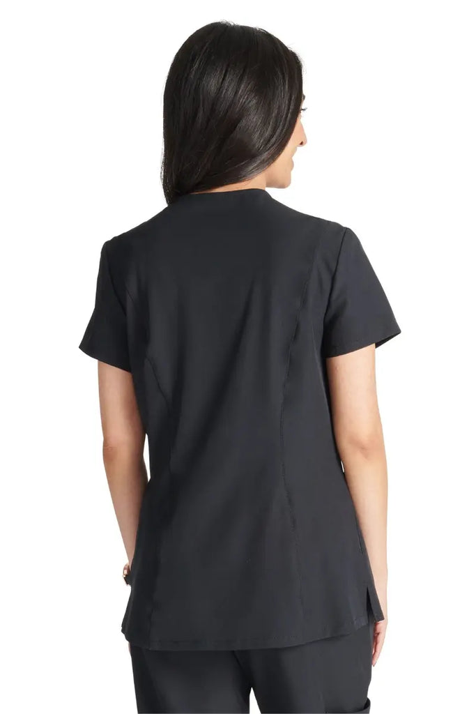 The back of the Allura Women's Mitered V-Neck Scrub Top in Black featuring a center back length of 25".