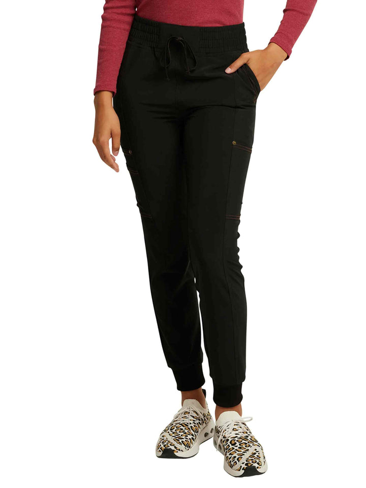 The front of the Dickies Riveting Women's Mid Rise Scrub Jogger in Black size XS on a white background.