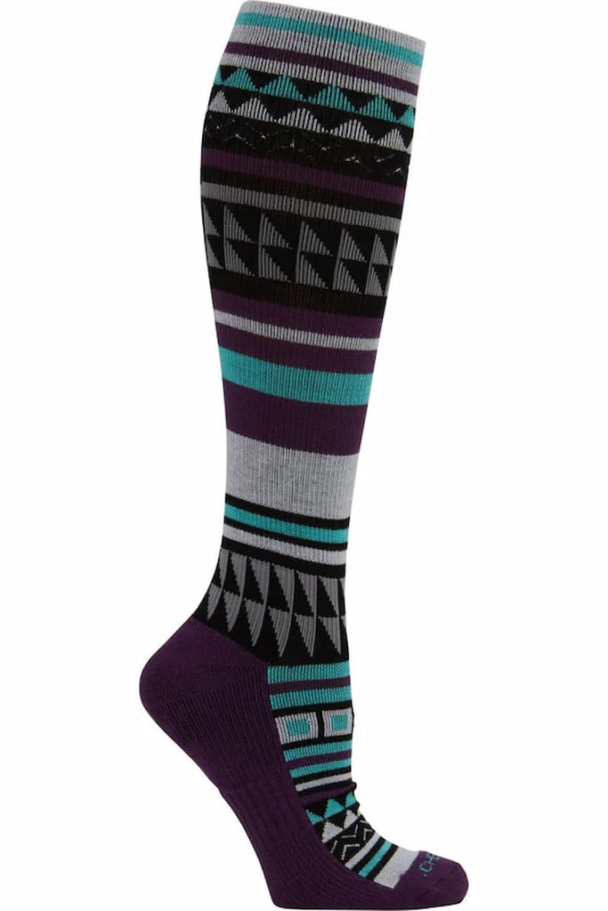 A close look at the Cherokee Women's knee High Compression Sock in Peaceful featuring targeted support at the hheel and sole to help prevent plantar fasciitis.