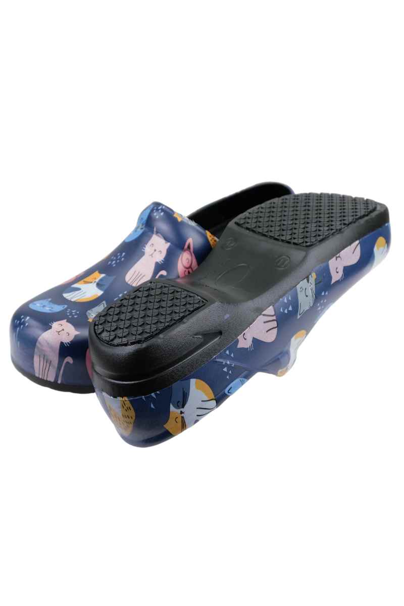 A picture of the bottom and heel of the StepZ Women's Slip Resistant Nurse Clogs in "Meow Z's" size 5 featuring added cushioning & support with a removable foot bed insert.