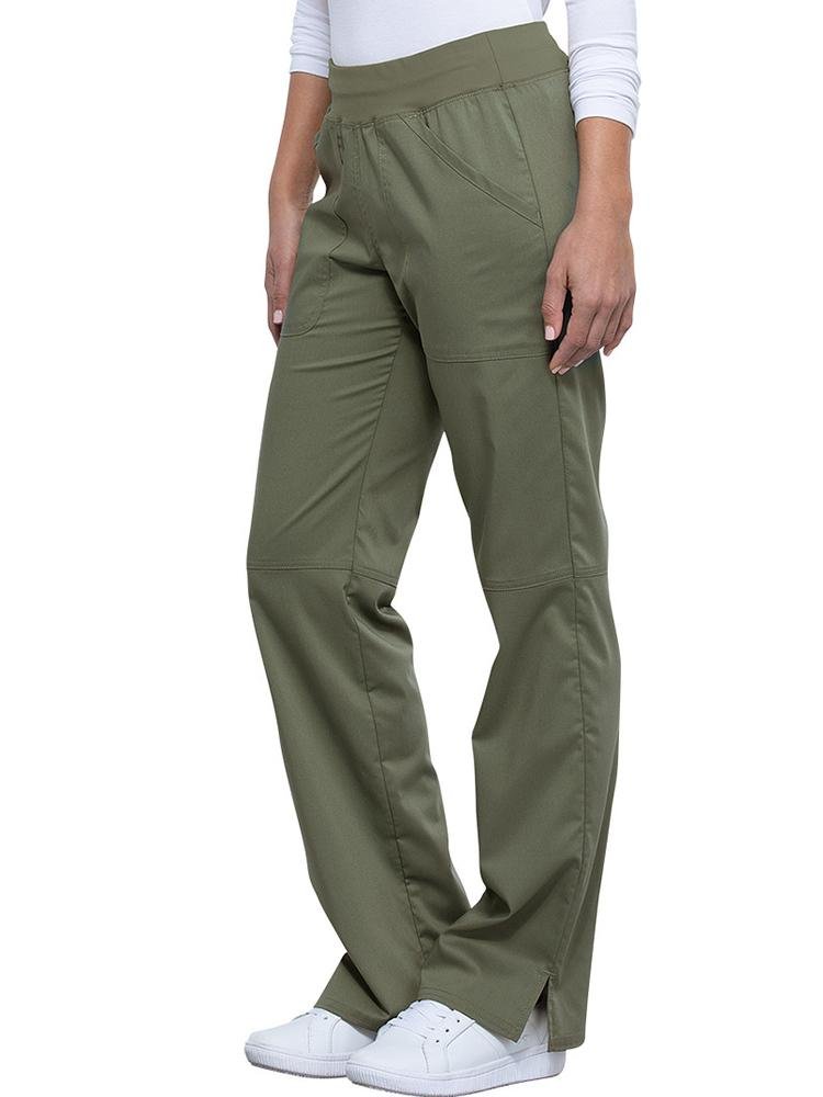 Lab Tech wearing Cherokee Workwear Revolution women's Elastic Waistband  Pull-On Scrub Pant in olive size extra small petite