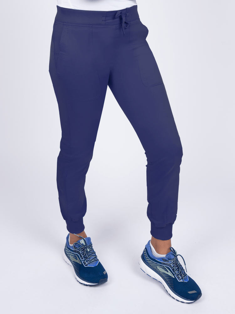 Women's Modern Athletic Jogger Scrub Set (2XL-3XL) - P9500 – Epitome Scrubs