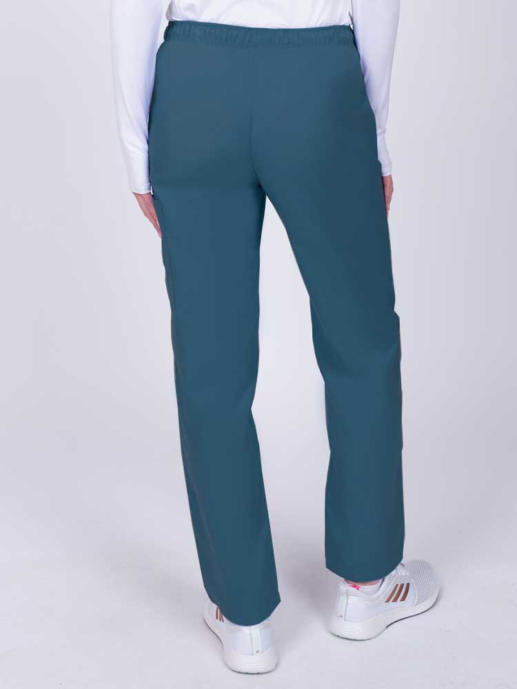 Nurse wearing a Luv Scrubs by MedWorks Women's Elastic Waist Cargo Pant in Caribbean with an elastic and drawstring waist.