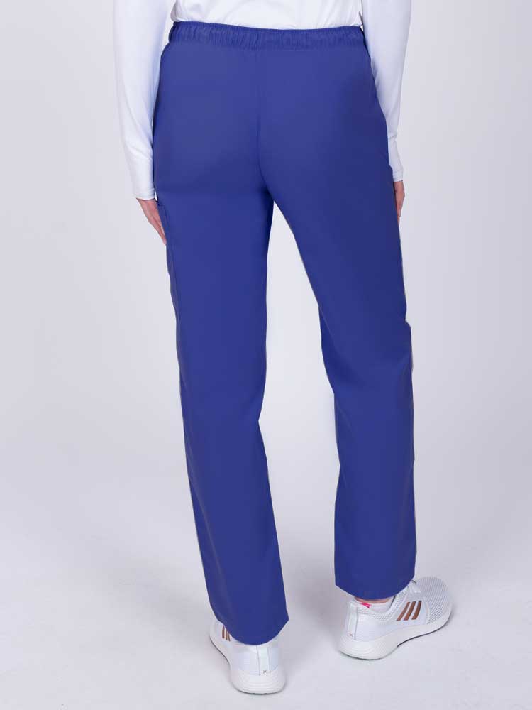 Nurse wearing a Luv Scrubs by MedWorks Women's Elastic Waist Cargo Pant in royal with an elastic and drawstring waist.