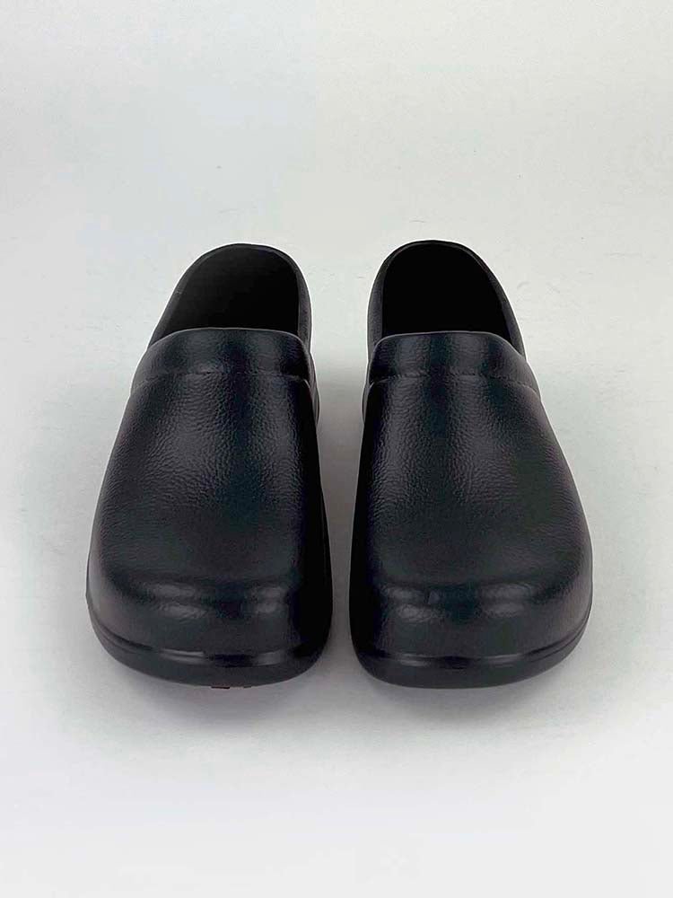 A front shot of the Wide Toe-Box Memory Foam Clogs in black featuring a removable footbed.